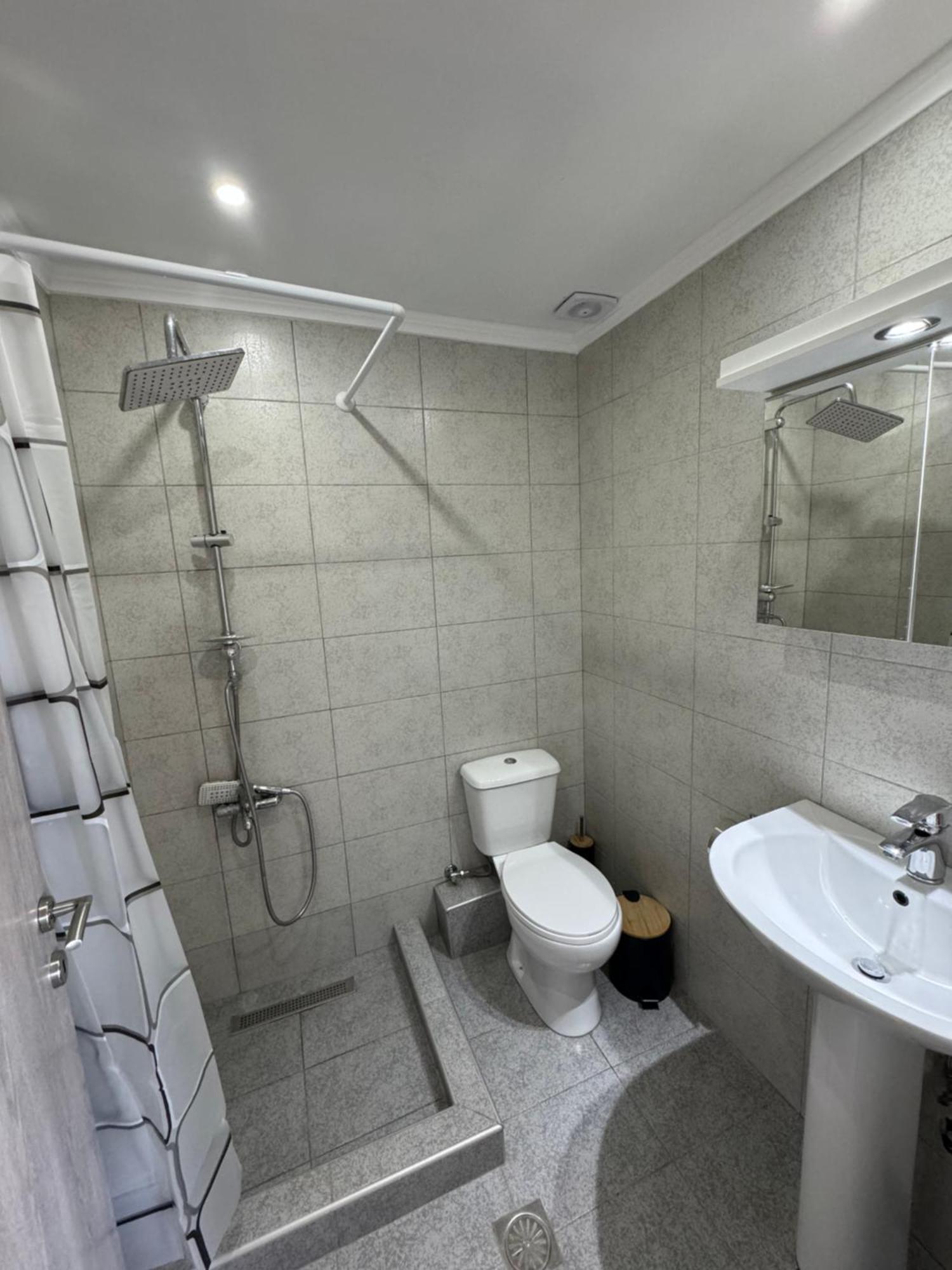 Adoniss Apartmentss Paralía Dionysíou Eksteriør bilde